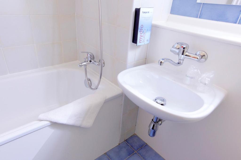 Hotel Campanile Clermont-Ferrand ~ Thiers Pokój zdjęcie