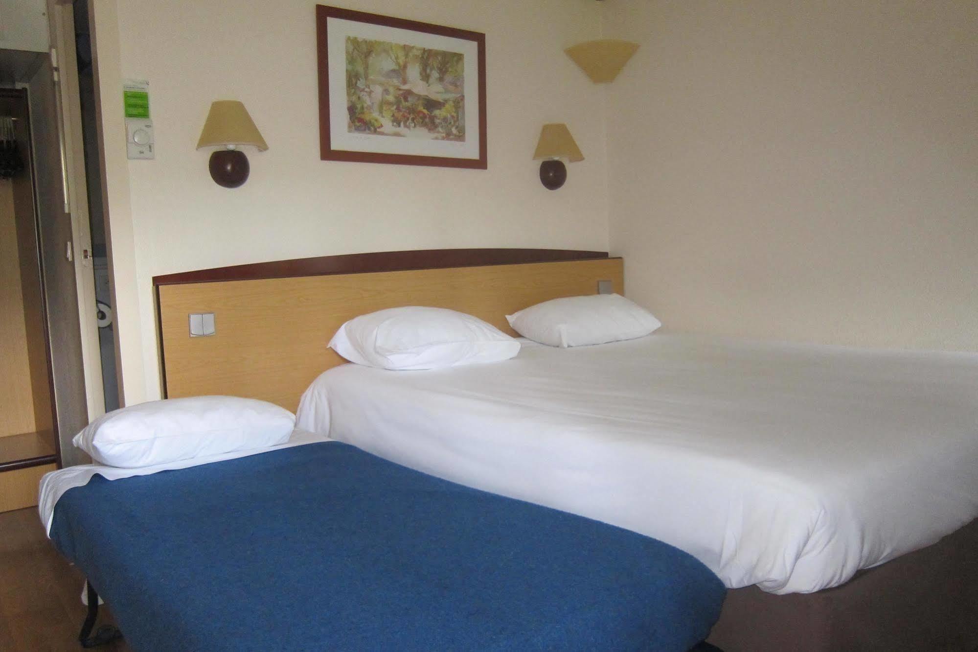 Hotel Campanile Clermont-Ferrand ~ Thiers Zewnętrze zdjęcie