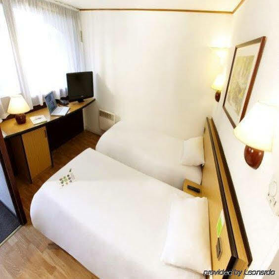 Hotel Campanile Clermont-Ferrand ~ Thiers Zewnętrze zdjęcie
